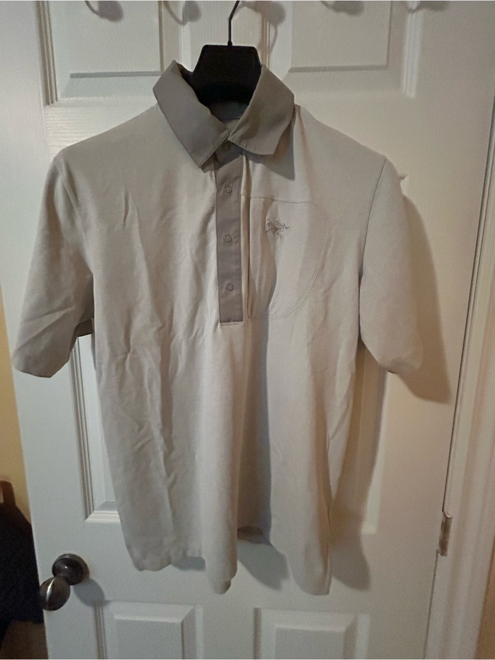 Arc'teryx Beige Polo Medium